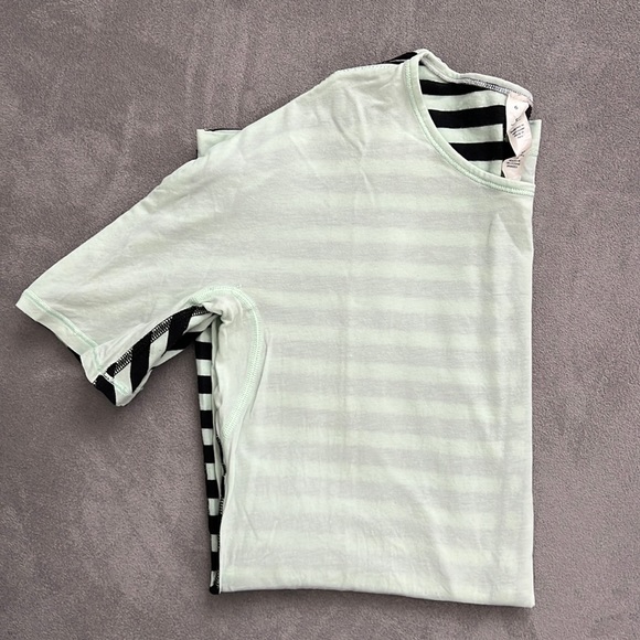 Lululemon Top - Picture 3 of 6